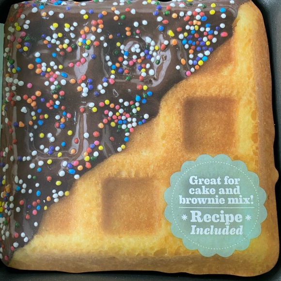 Waffle Cake Pan NWT - Picture 4 of 6